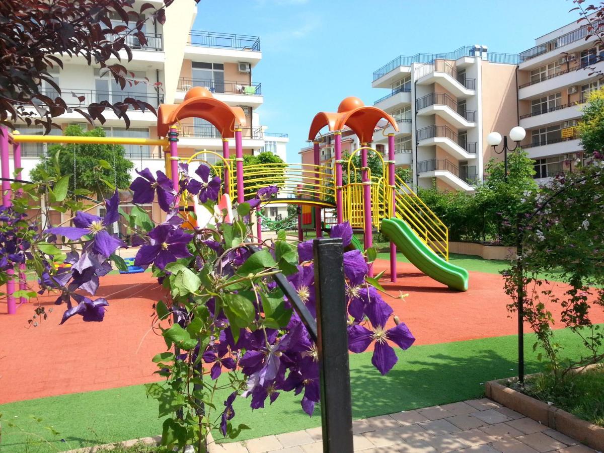 Menada Grand Kamelia Apartments Sunny Beach Exterior foto